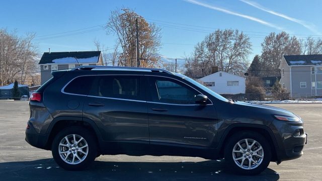 2014-jeep-cherokee-latitude-4dr-suv