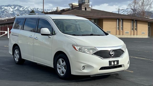 2014-nissan-quest-3-5-sv-4dr-mini-van