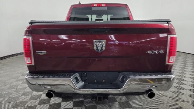 2016-ram-1500-laramie-4×4-4dr-crew-cab-5-5-ft-sb-pickup