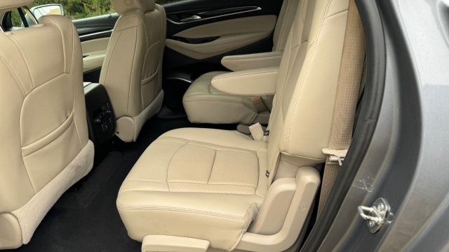 2019-buick-enclave-essence-4×4-4dr-crossover