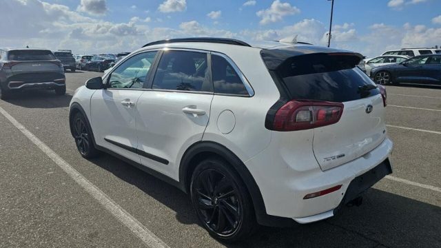 2019-kia-niro-s-touring-4dr-crossover