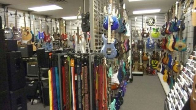 ibanez-electrics-169-00-musical-instruments-g-1310318588_large-2.jpg