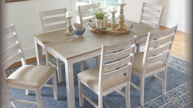 skempton-collection-by-ashley-furni-695-00-fu-1842685673_large-2.jpg