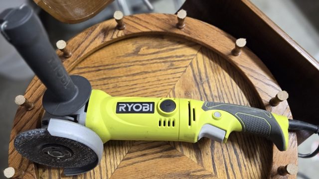 ryobe-grinder