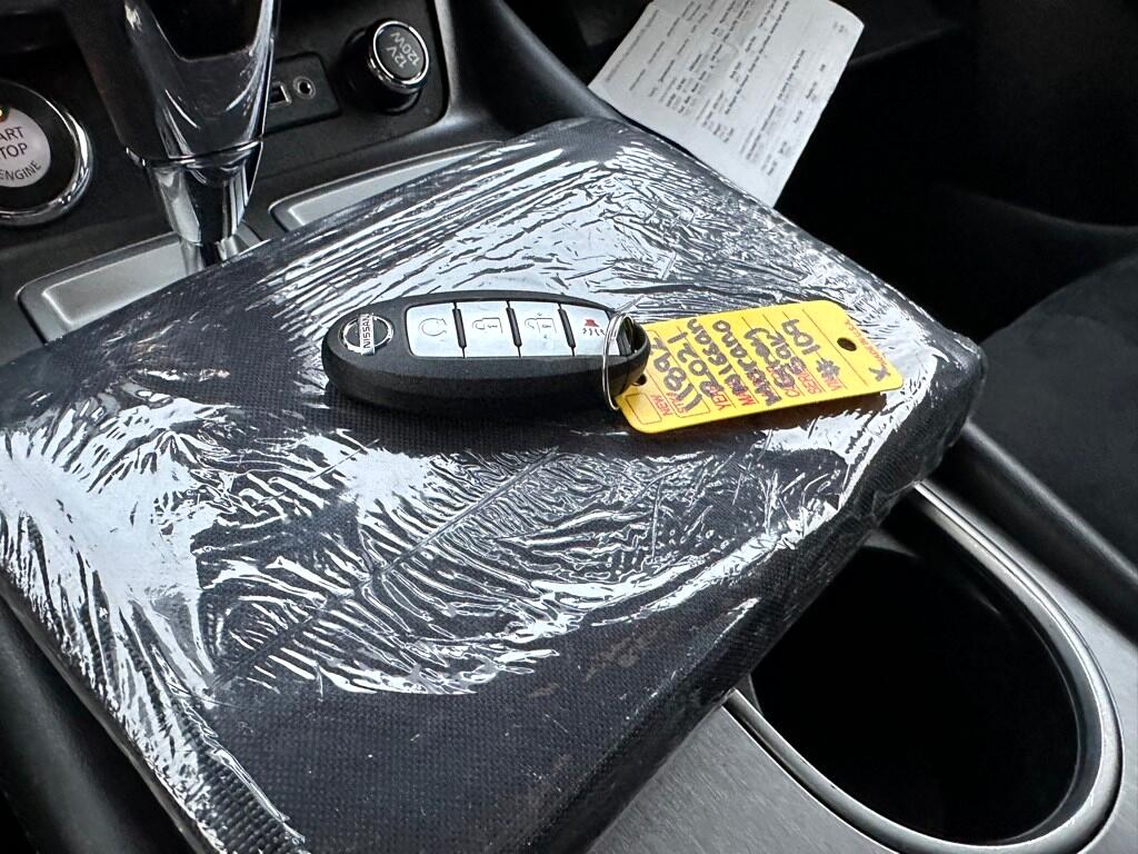 638376846560575618
